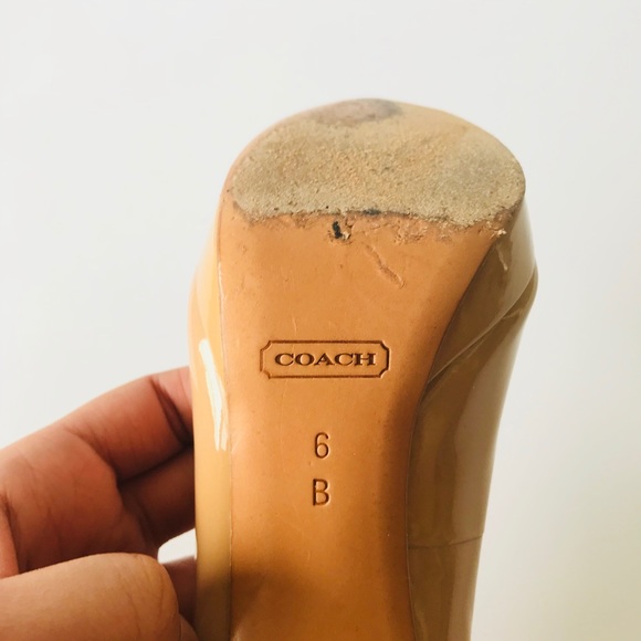 Coach Tan Leather Pumps Size 6B - Picture 6 of 8